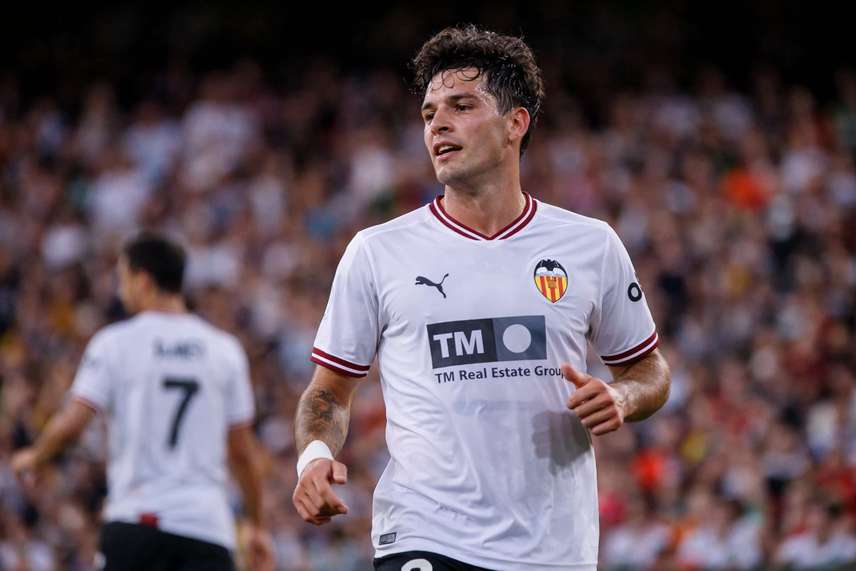 Elche vs Valencia Pronóstico – Resumen de apuestas para el partido post thumbnail image