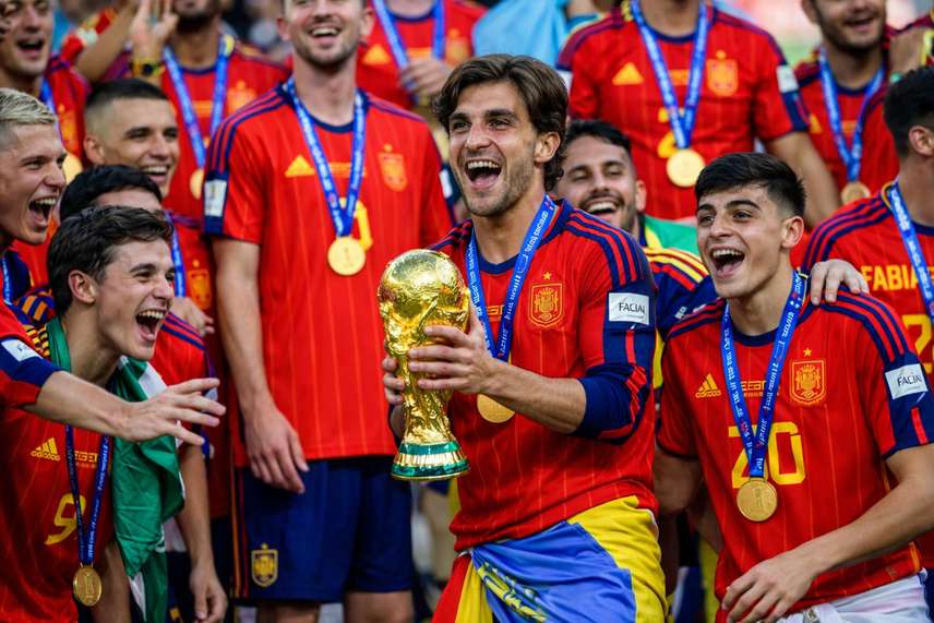 Inglaterra vs España Pronóstico – Resumen de apuestas para el partido post thumbnail image