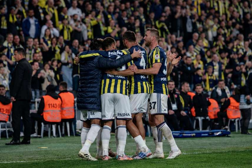 Fenerbahce vs Sturm Graz Pronóstico – Resumen de apuestas para el partido post thumbnail image