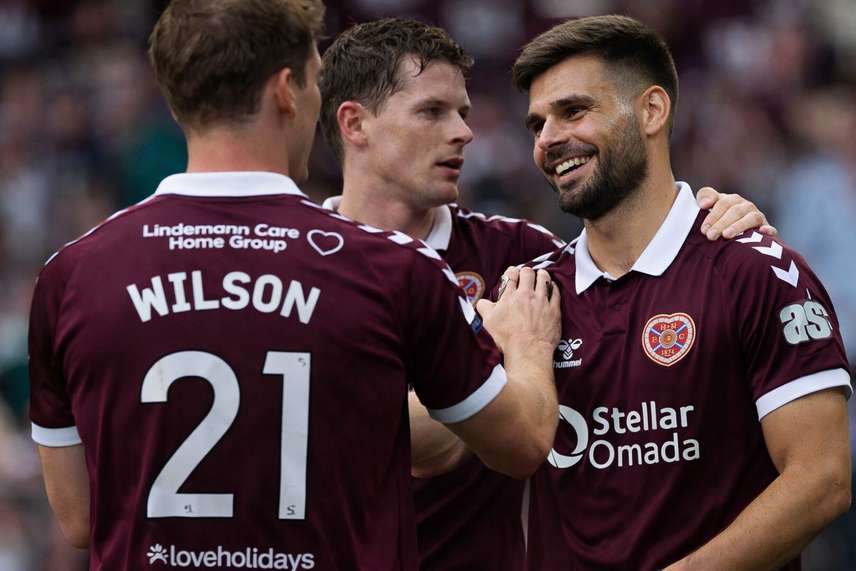 Hearts vs Rapid Vienna Pronóstico – Resumen de apuestas para el partido