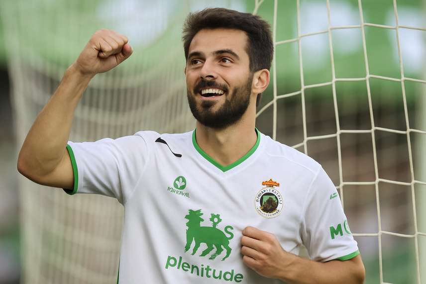 Racing Santander vs Villarreal prediction, odds & betting tips 17/12/2025