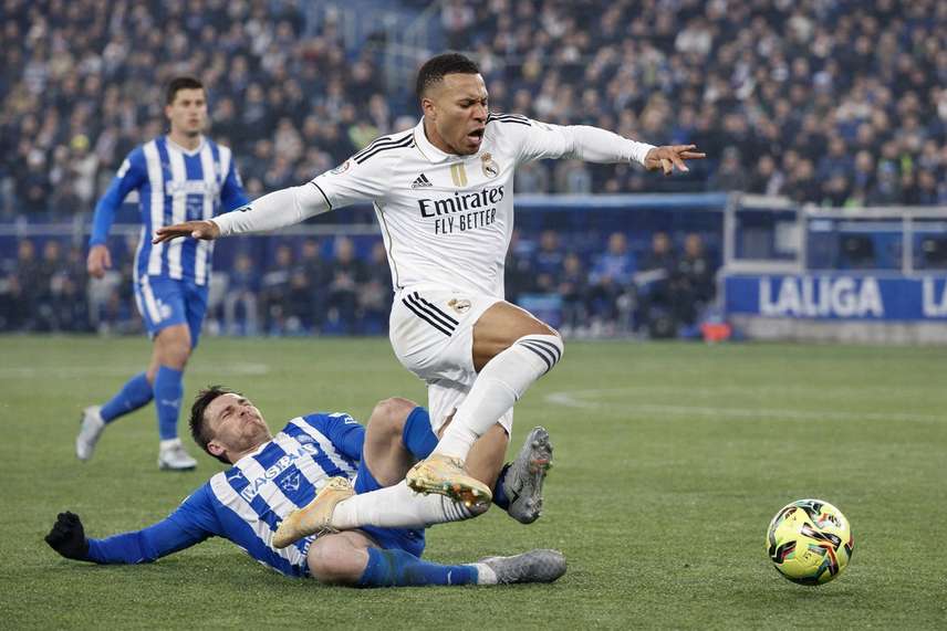 Real Madrid vs CD Alaves Pronóstico – Resumen de apuestas para el partido post thumbnail image