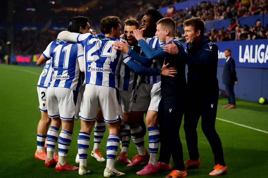 Real Sociedad vs Villarreal Pronóstico – Resumen de apuestas para el partido post thumbnail image